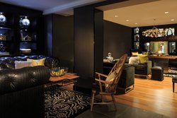  - Renaissance Hotel Downtown Cincinnati - I-71, Exit 1B