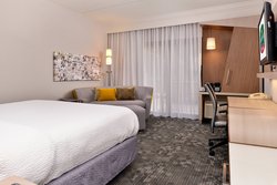  - Courtyard by Marriott Hotel LBJ at Josey Dallas