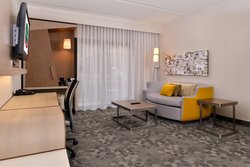 - Courtyard by Marriott Hotel LBJ at Josey Dallas