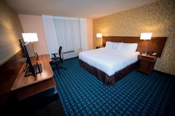  - Fairfield Inn & Suites by Marriott Cincinnati - I-71, Exit 2 & 3A