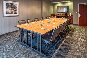 springfield hotel marriott courtyard