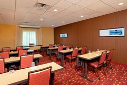  - Courtyard by Marriott Hotel Elmhurst