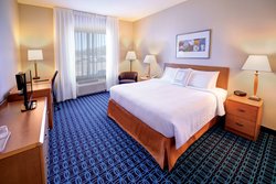  - Fairfield Inn & Suites by Marriott Weston