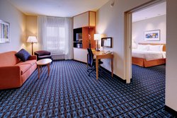  - Fairfield Inn & Suites by Marriott Weston
