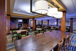 - Fairfield Inn & Suites by Marriott Weston