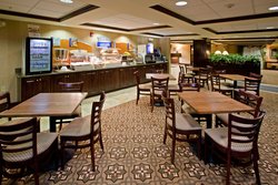  - Holiday Inn Express Lebanon - I-65, Exit 140