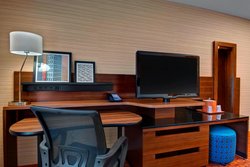  - Fairfield Inn & Suites by Marriott West Fort Worth - I-30, Exits 7B & 8A