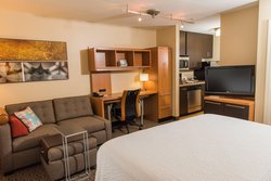  - TownePlace Suites by Marriott Erie - I-79, Exit 180