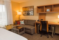 - TownePlace Suites by Marriott Erie - I-79, Exit 180