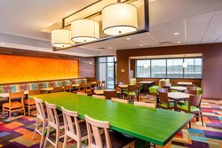  - Fairfield Inn & Suites by Marriott Airport Sioux Falls - I-29, Exit 82