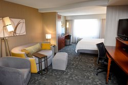  - Courtyard by Marriott Sioux Falls - I-29, Exit 77