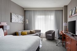  - Courtyard by Marriott Hotel Downtown Grand Rapids - I-196, Exit 77C