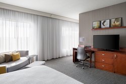  - Courtyard by Marriott Hotel Downtown Grand Rapids - I-196, Exit 77C