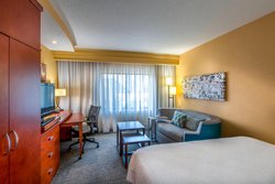  - Courtyard by Marriott Airport Greensboro - I-40, Exit 210
