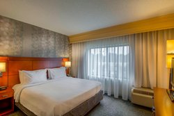  - Courtyard by Marriott Airport Greensboro - I-40, Exit 210