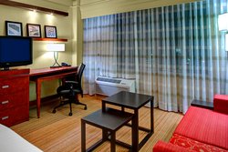  - Courtyard by Marriott Hotel Downtown Greenville