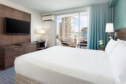  - Courtyard by Marriott Hotel Waikiki Honolulu