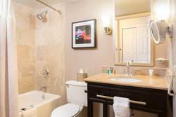  - Crowne Plaza Hotel Memphis - I-40, Exit 1 & 1A