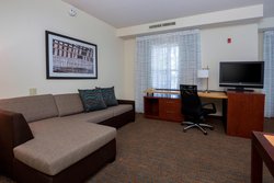  - Residence Inn by Marriott Olathe - I-35, Exit 220