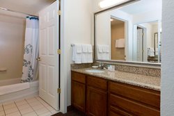  - Residence Inn by Marriott Olathe - I-35, Exit 220