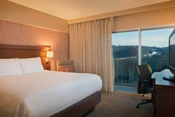  - Courtyard by Marriott Sherman Oaks - I-405, Exit 63A