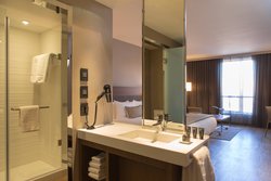  - AC Hotel by Marriott Westport Kansas City