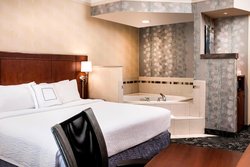  - Courtyard by Marriott Shawnee - I-435, Exit 5