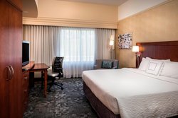  - Courtyard by Marriott Shawnee - I-435, Exit 5