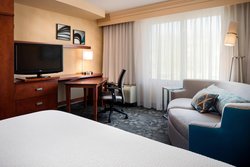  - Courtyard by Marriott Shawnee - I-435, Exit 5