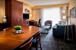 - Courtyard by Marriott Shawnee - I-435, Exit 5