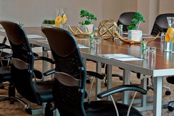  - Renaissance by Marriott Hotel Airport Orlando