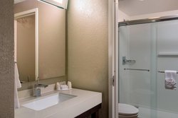  - Courtyard by Marriott Hotel South Miami Beach