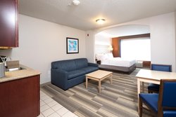  - Holiday Inn Express & Suites Utica