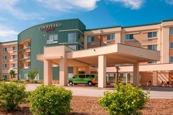  - Courtyard by Marriott Airport Milwaukee - I-41 & I-94, Exit 316