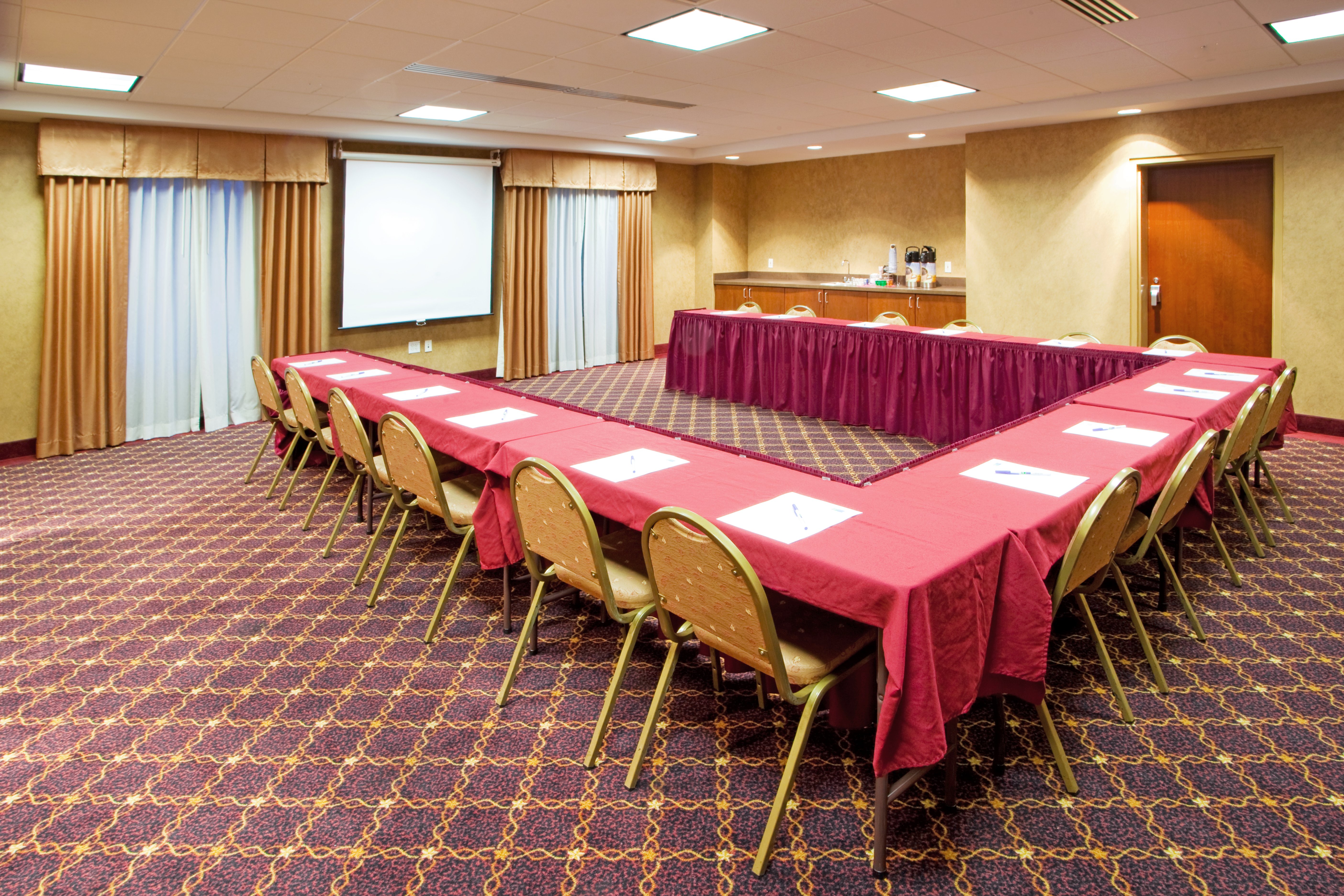 Meeting Room Holds up to 40 people 737 sq. feet. Quiet and Comfort