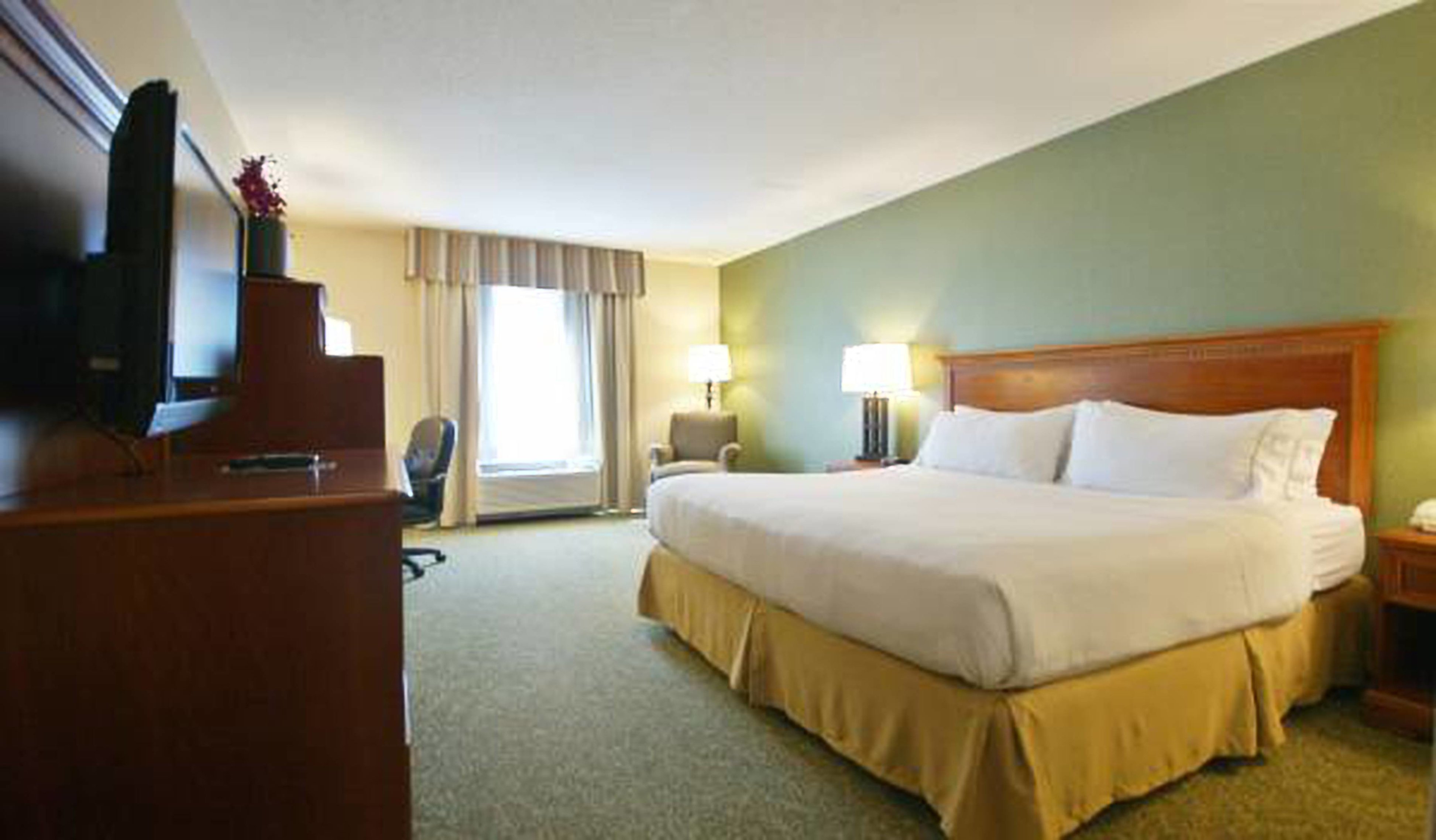 King Standard Guest Room in our Hagerstown hotel