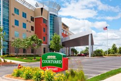  - Courtyard by Marriott Maple Grove - I-94 & I-694, Exit 28