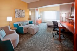  - Courtyard by Marriott Maple Grove - I-94 & I-694, Exit 28