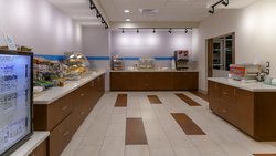  - Holiday Inn Express & Suites East Tampa - I-4, Exit 3