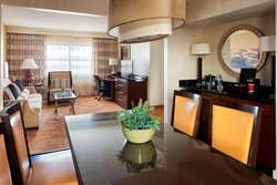  - Marriott Hotel Northwest - I-94 & I-694, Exit 30