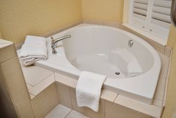  - Fairfield Inn & Suites by Marriott Effingham - I-57 & I-70, Exit 160