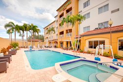  - Courtyard by Marriott Hotel Airport West Palm Beach - I-95, Exit 69