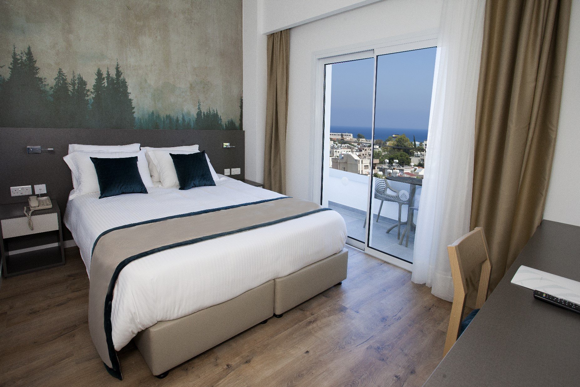 Pefkos Hotel Limassol-guestroom-Superior Room.jpg