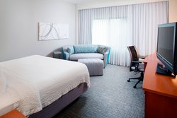  - Courtyard by Marriott Hotel Airport Roanoke - I-581, Exit 3W