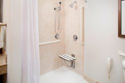  - Courtyard by Marriott Hotel Airport Roanoke - I-581, Exit 3W