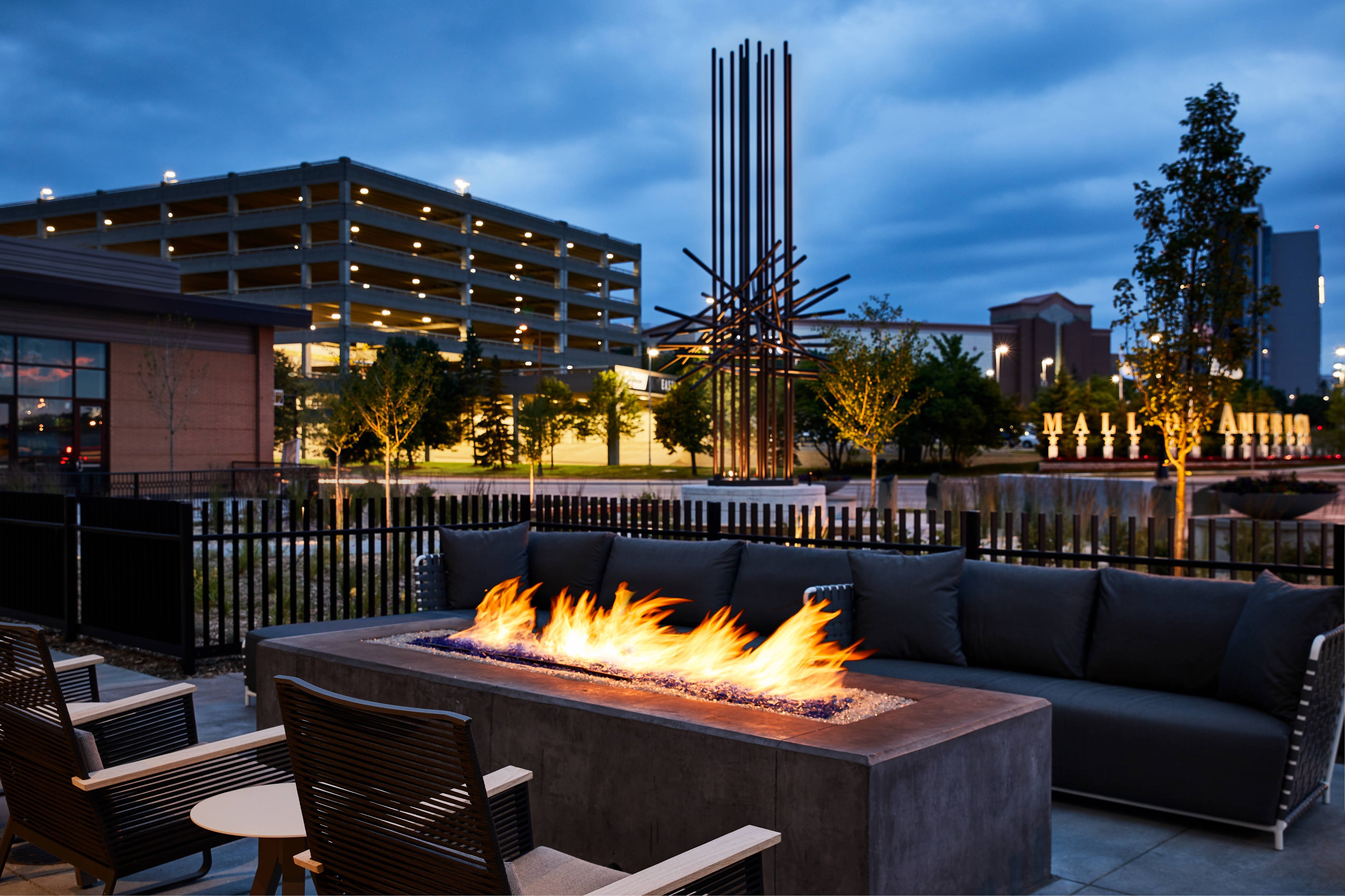 Outdoor Patio - Firepit