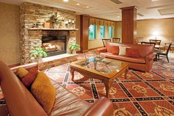  - Holiday Inn Express & Suites Hagerstown - I-81, Exit 5A