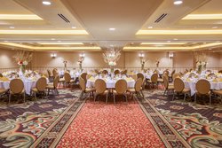  - Crowne Plaza Hotel Airport Louisville - I-65, Exit 131B