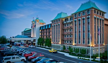 Crowne Plaza Louisville Airport