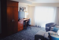  - Courtyard by Marriott Hotel Owensboro